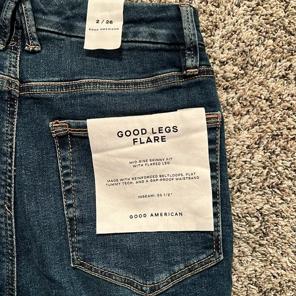 NWT Good American women’s flare jeans - Picture 5 of 6